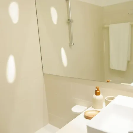 Vue Et St Tropez 2 Wifi-climatisation Piscines